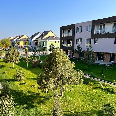 Libertatii Gardens Residences Otopeni Exterior photo