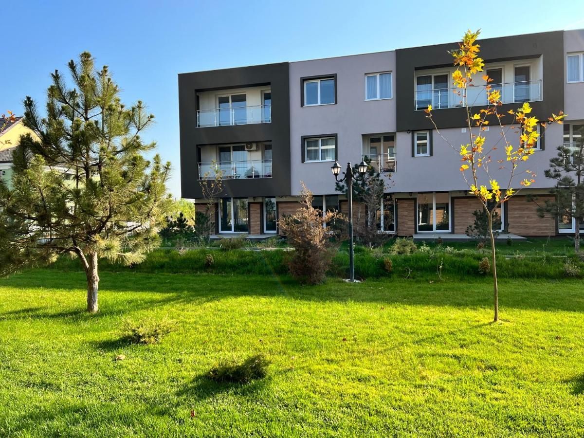 Libertatii Gardens Residences Otopeni Exterior photo